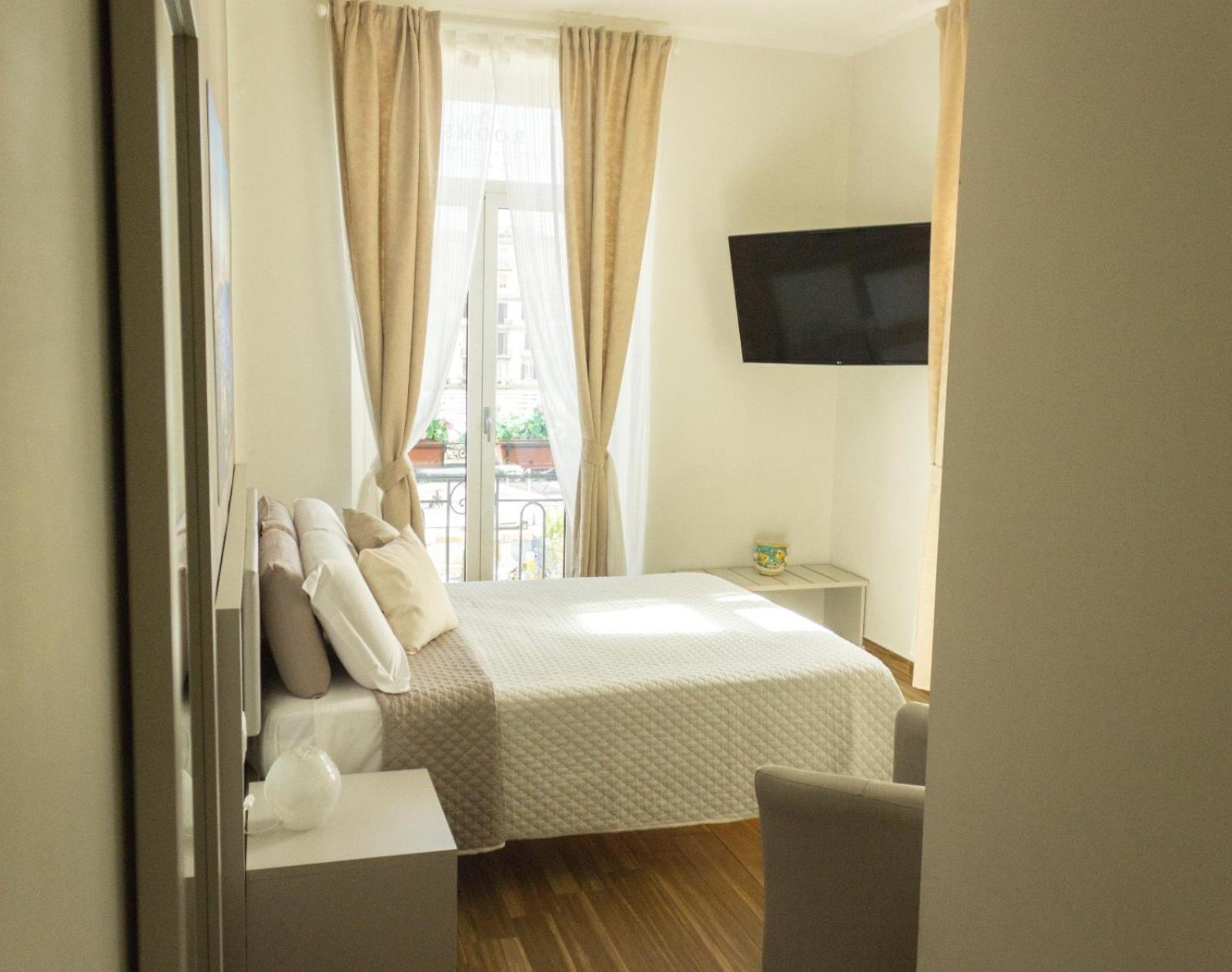 Rooms Stazione Centrale Neapel Zimmer foto