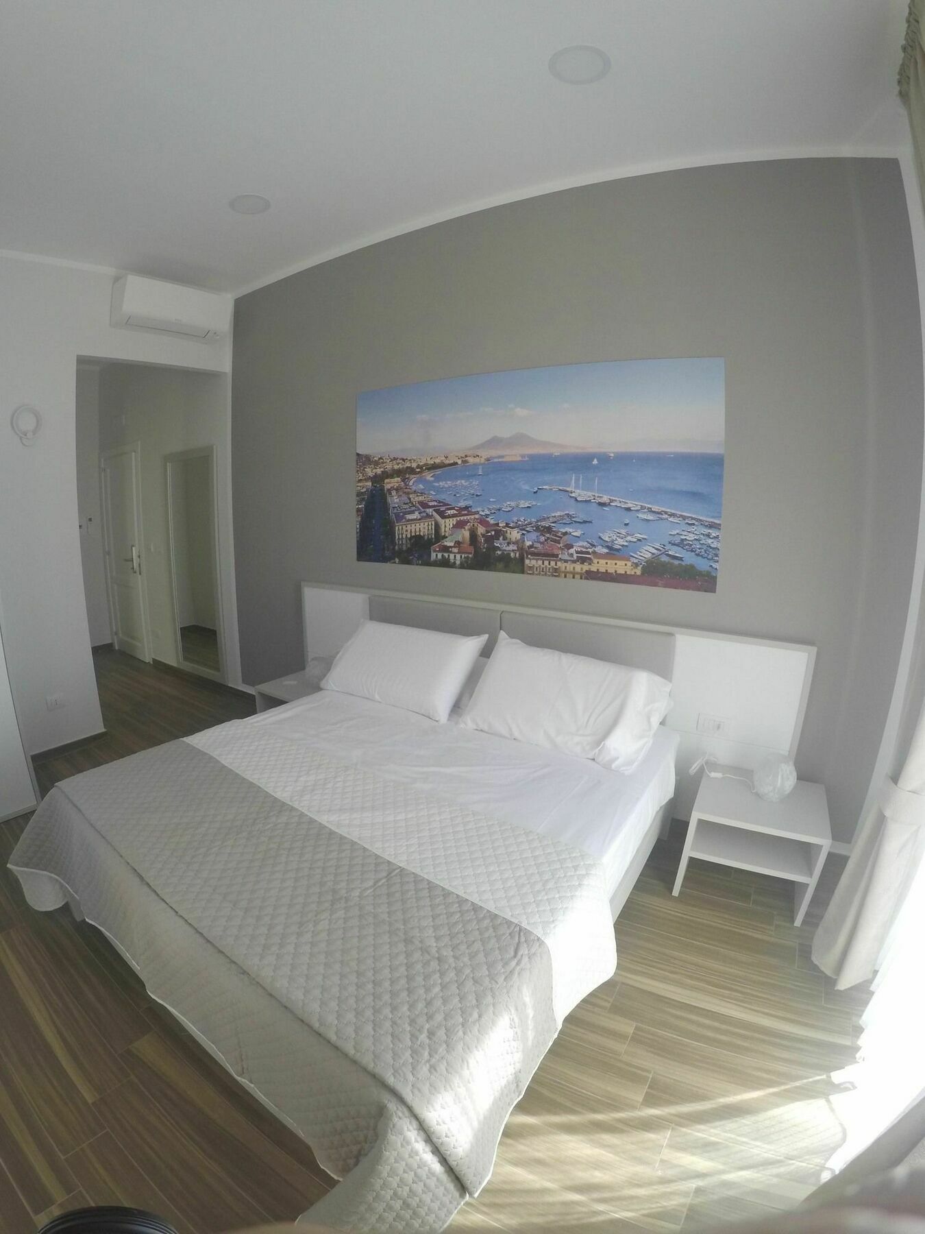 Rooms Stazione Centrale Neapel Exterior foto